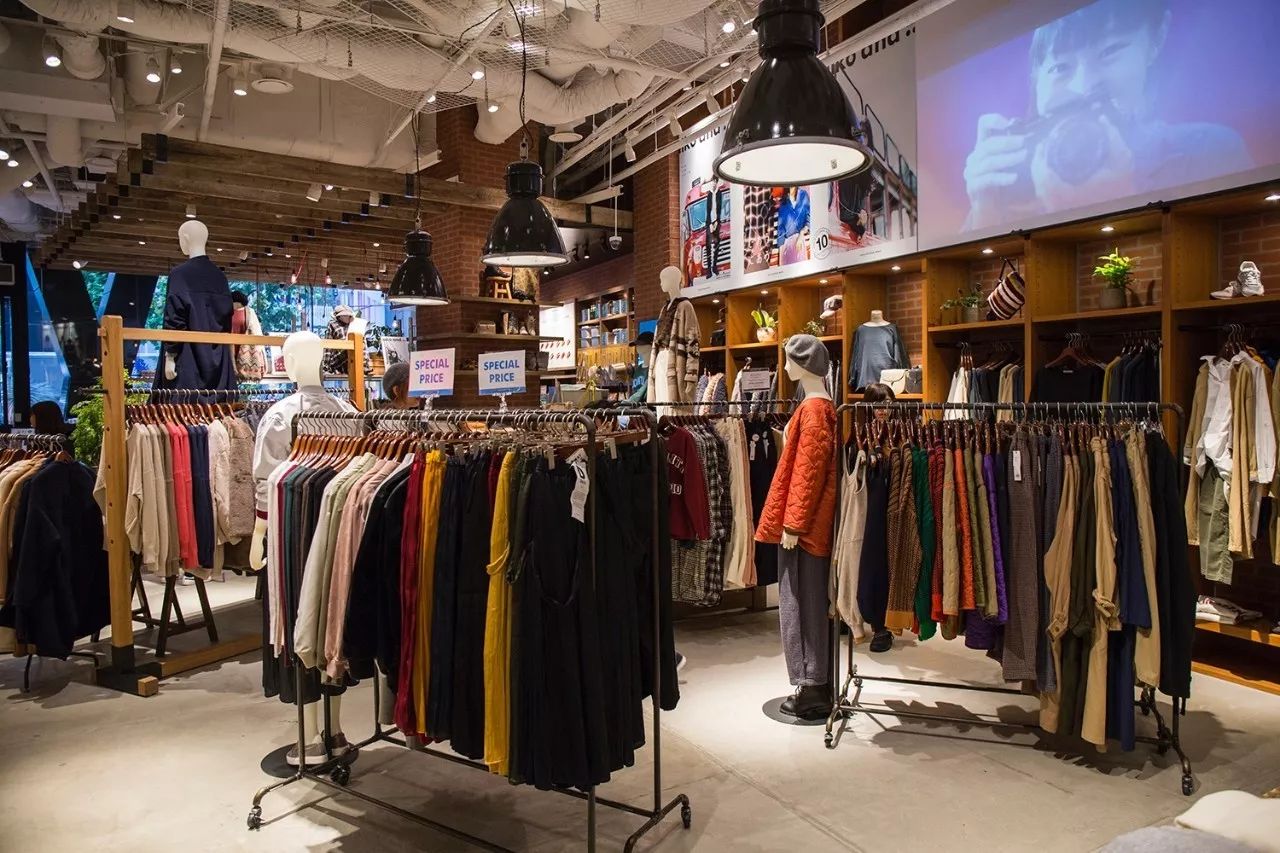 时装周的亲身经历,最日常的时装周