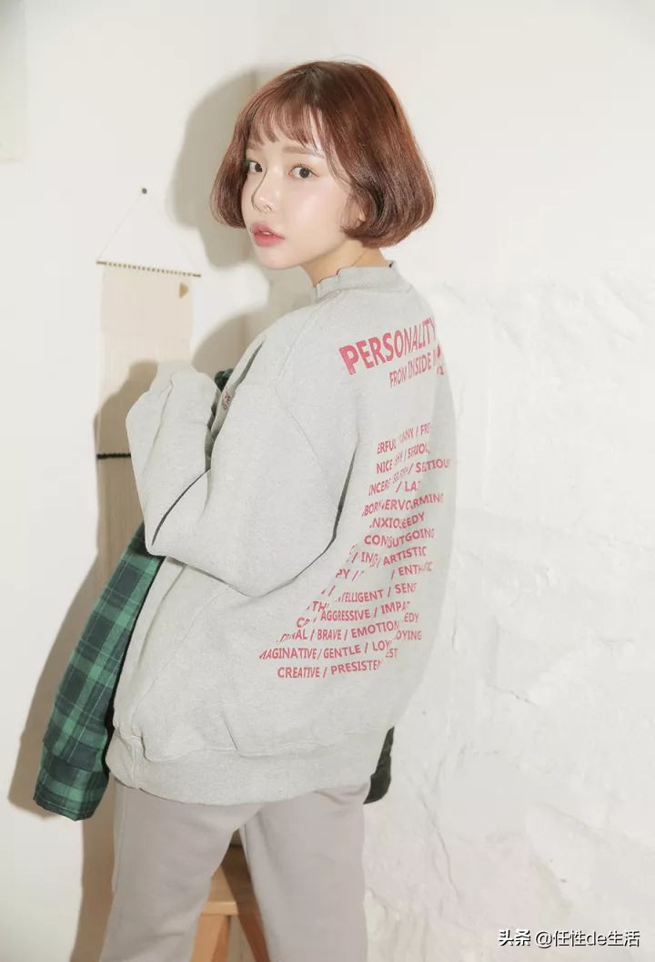 韩国女明星穿的衣服曝光,韩国女明星的衣服都是从哪里买的