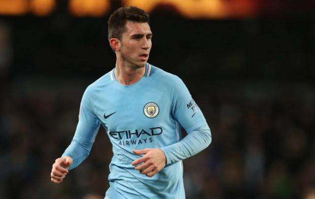 他是曼城除门将之外的唯一全勤球员，却屡次被德尚拒之门外