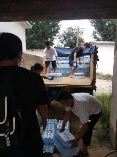 《风雨同舟“豫”你在一起》—濮阳市绿城小学红领巾在行动