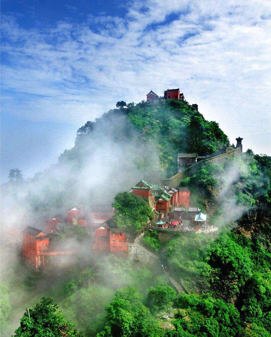 易经中遇到小人怎么办,易经里面讲遇到小人怎么办