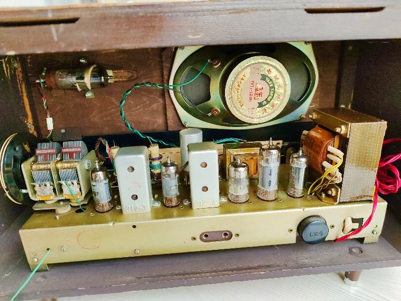 无线电爱好者的第一块表！曾经的一代王者500万用表的前世今生