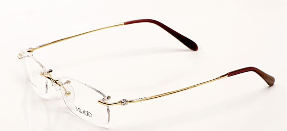 在网上配眼镜镜片怎么选,网上选眼镜全攻略