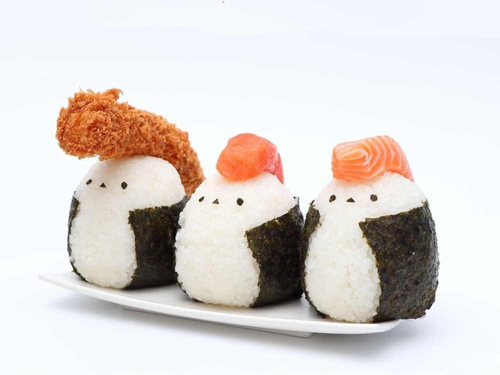 连饭团也开始“卖萌”了，你看它们的眼神，就问你舍不舍得下口？