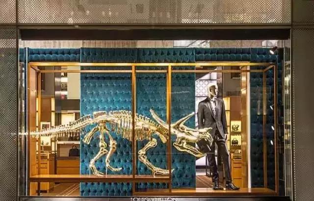 服装店服饰陈列技巧有哪些,生鲜店的陈列美感怎么做