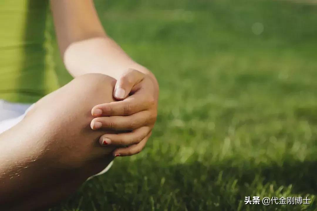 比天气预报更准的“老寒腿”，已经悄悄盯上了这5类年轻人...