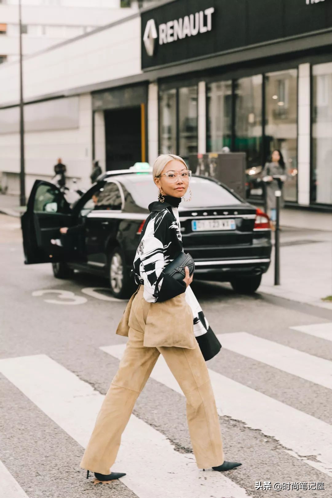 爆款撞色慵懒风毛衣穿搭,毛衣衬衫外套长款慵懒风穿搭