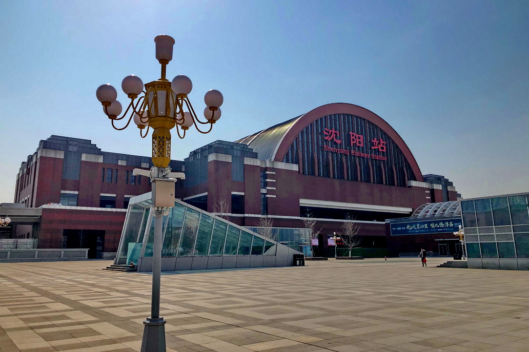 疫情过后看熙熙攘攘的人群,疫情过后去大街上看人来人往