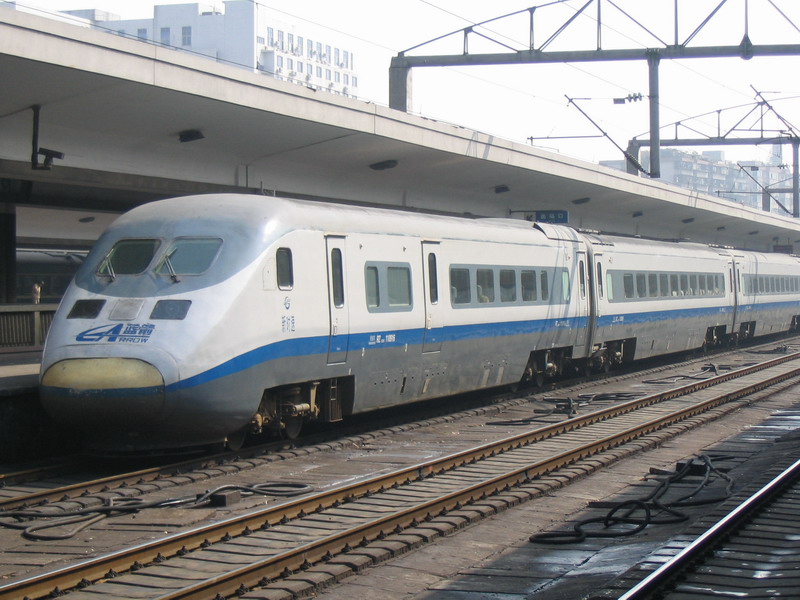 蓝箭高速列车,蓝箭号动车组和cr200j