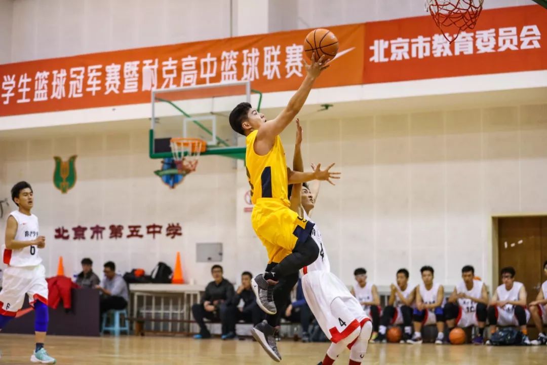 2019-2020赛季十六强,2018-19赛季耐高联赛决赛中场表演