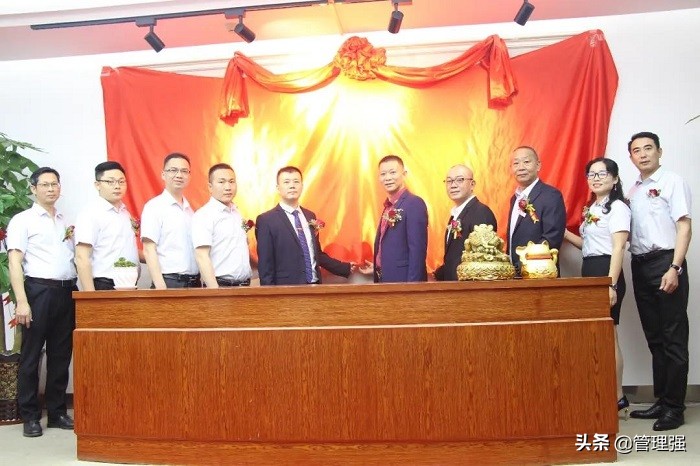 热烈祝贺集团公司成立10周年,热烈庆祝集团成立十周年