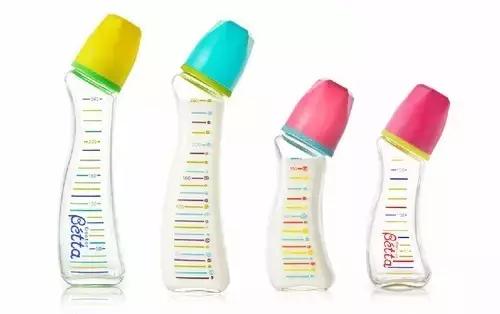 2个月宝宝大便带血是为啥？！资深月嫂分享三招正确护理方法