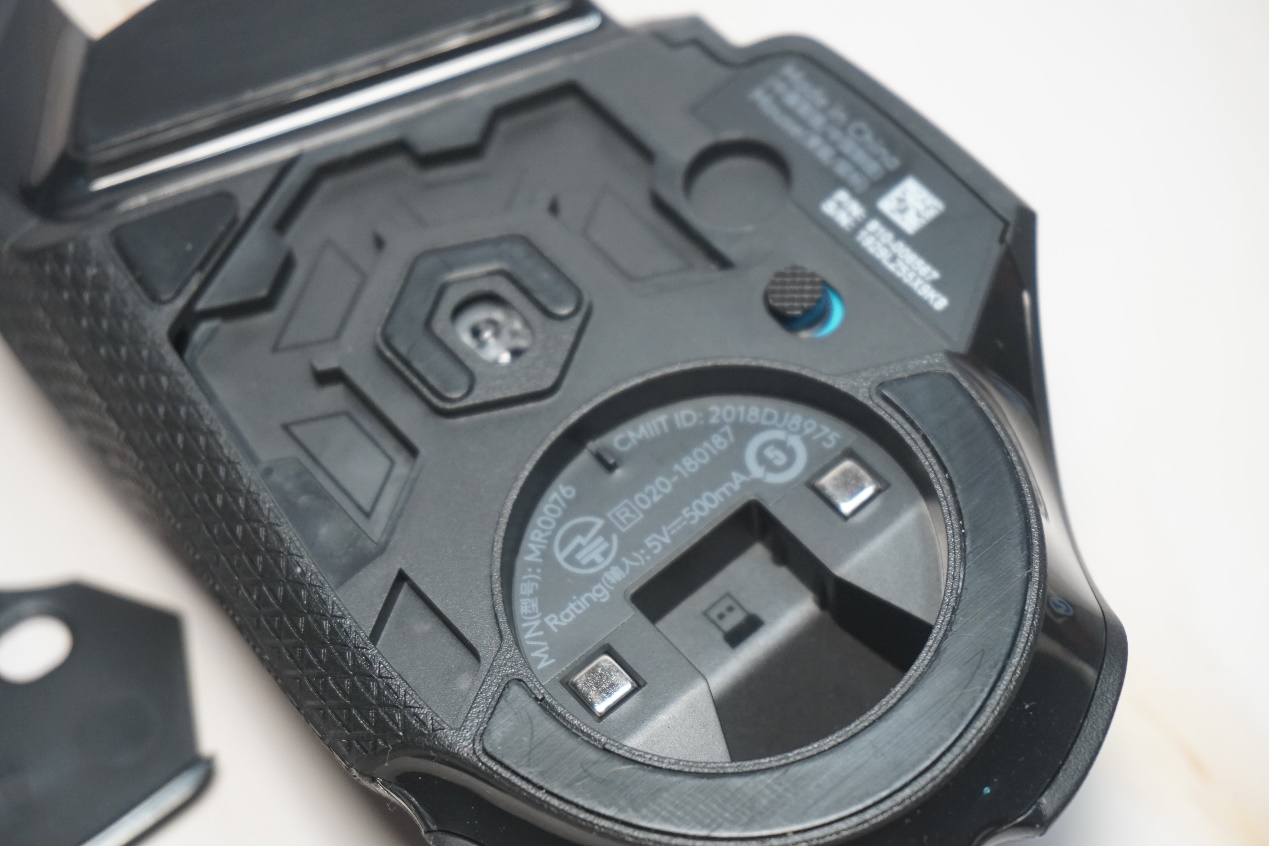 罗技g502鼠标移动速度太快了,罗技g502鼠标宏无限点击