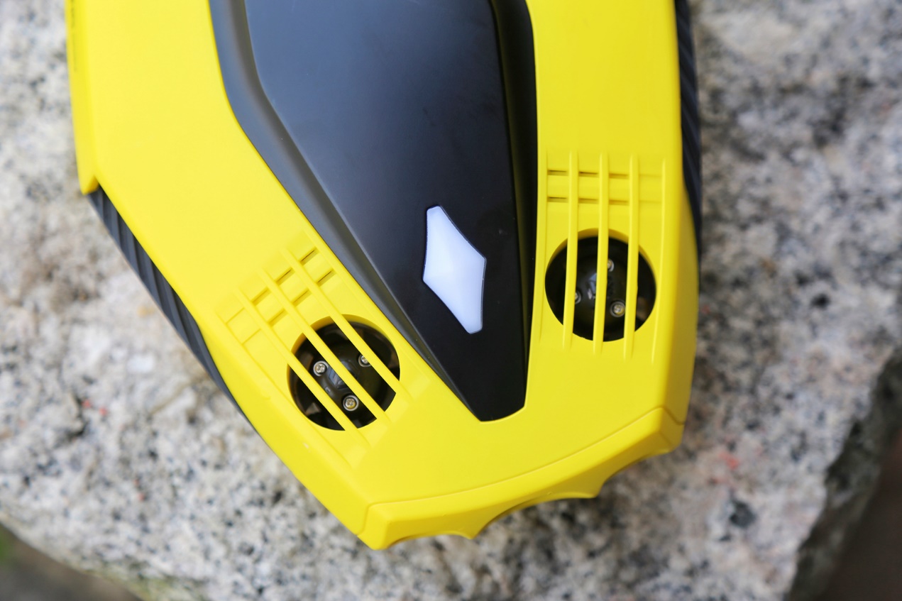 即是航模又是潜拍无人机潜行多睿体验有感