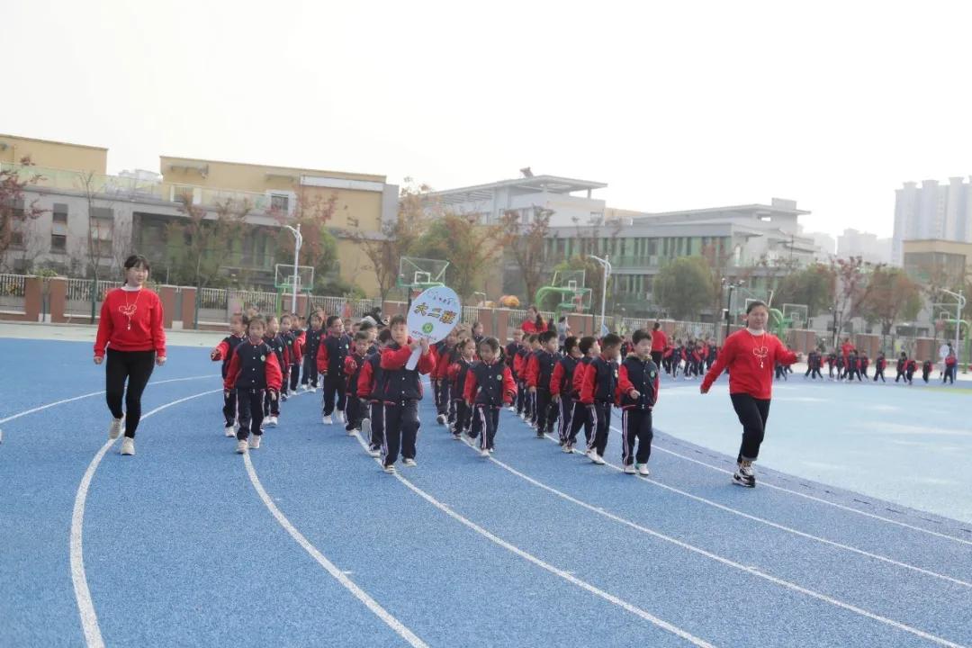 运动润童心快乐助成长,运动润童心健康筑梦想