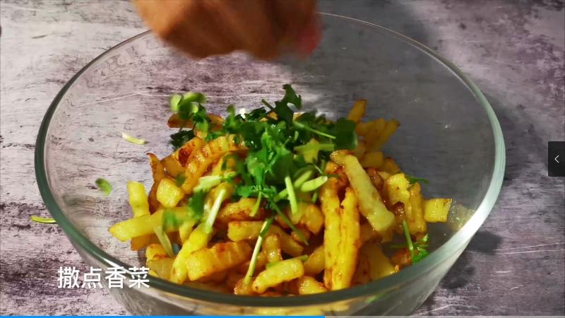 狼牙土豆超简单,狼牙土豆麻辣鲜香
