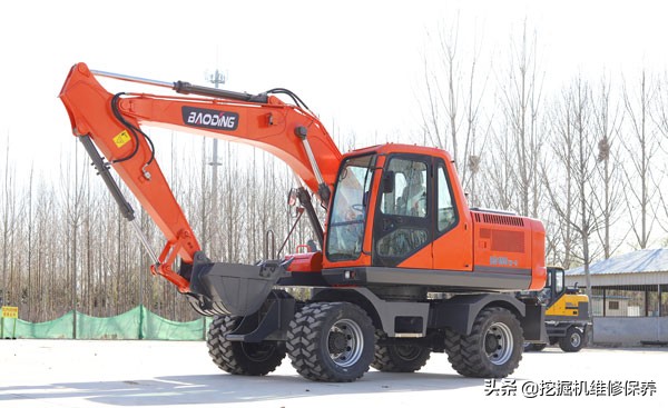 挖掘机走下坡路,轮式挖掘机发展趋势