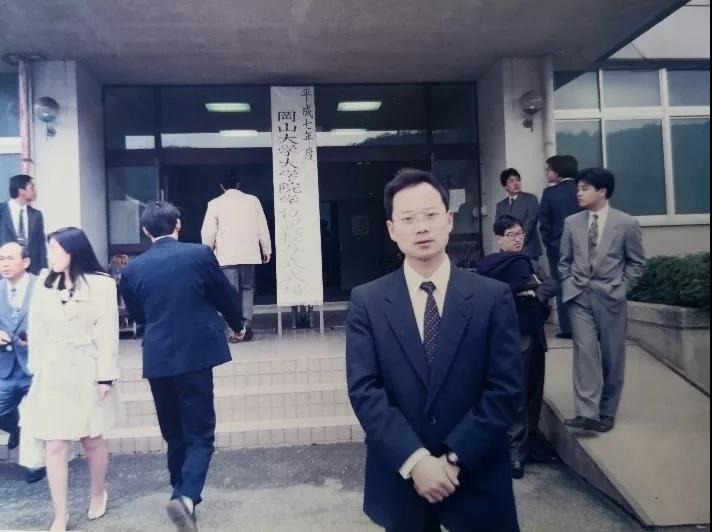 闈㈠楂樿柂璇辨儜,闈㈠缇庡浗楂樿柂姣呯劧鍥炲浗