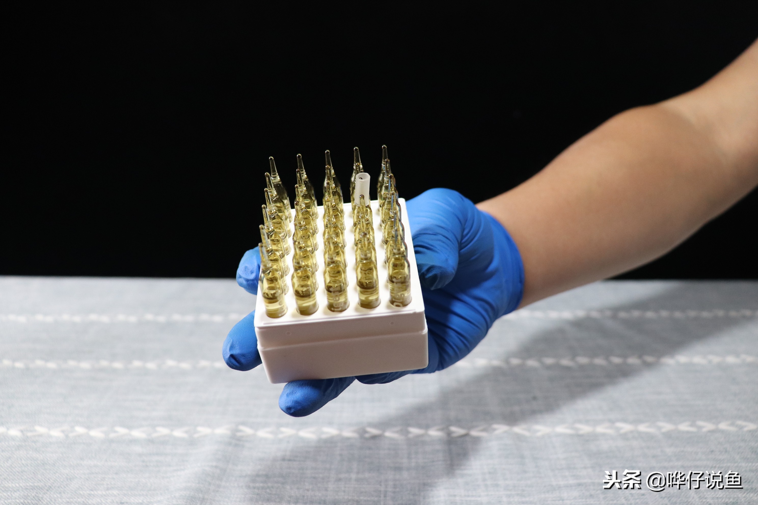 鱼缸爆氧24小时能培养硝化细菌吗,鱼缸硝化细菌培养用什么材质最好