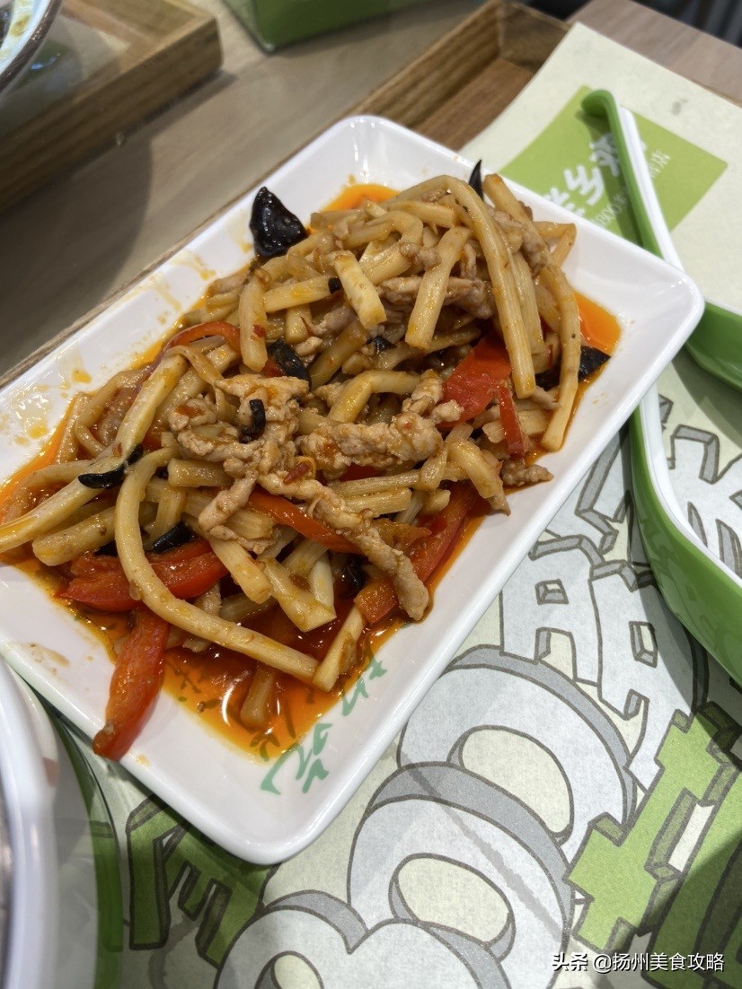 岳云鹏中式快餐老乡鸡,岳云鹏代言老乡鸡