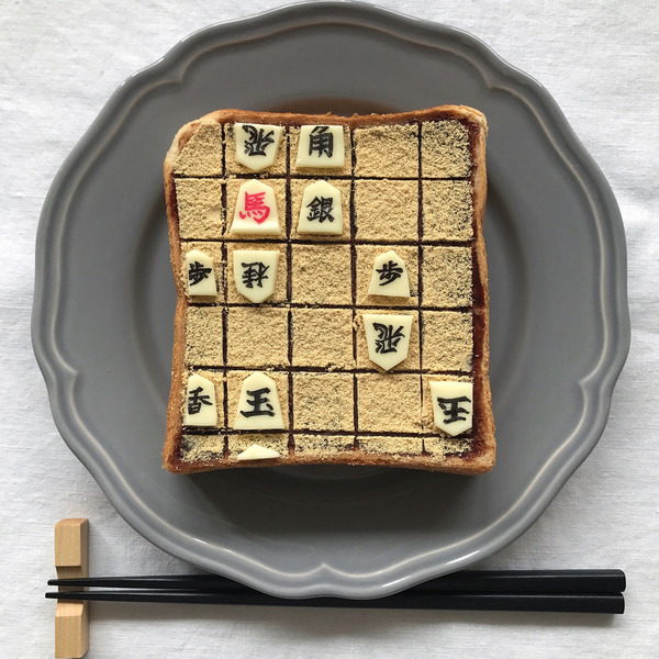 网友自制“花式吐司”，神级还原各种卡通人物，还能做成桌上游戏