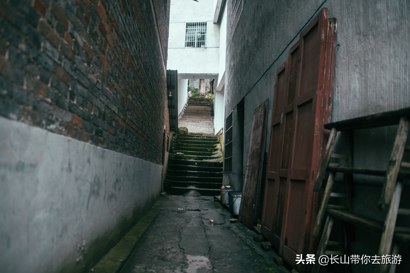 毕赣路边野餐凯里 (毕赣 贵州黔东南凯里)