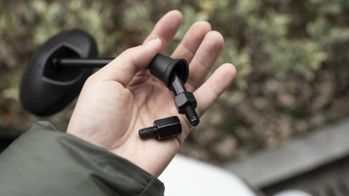 大灯炫酷有型,九号e100大灯效果