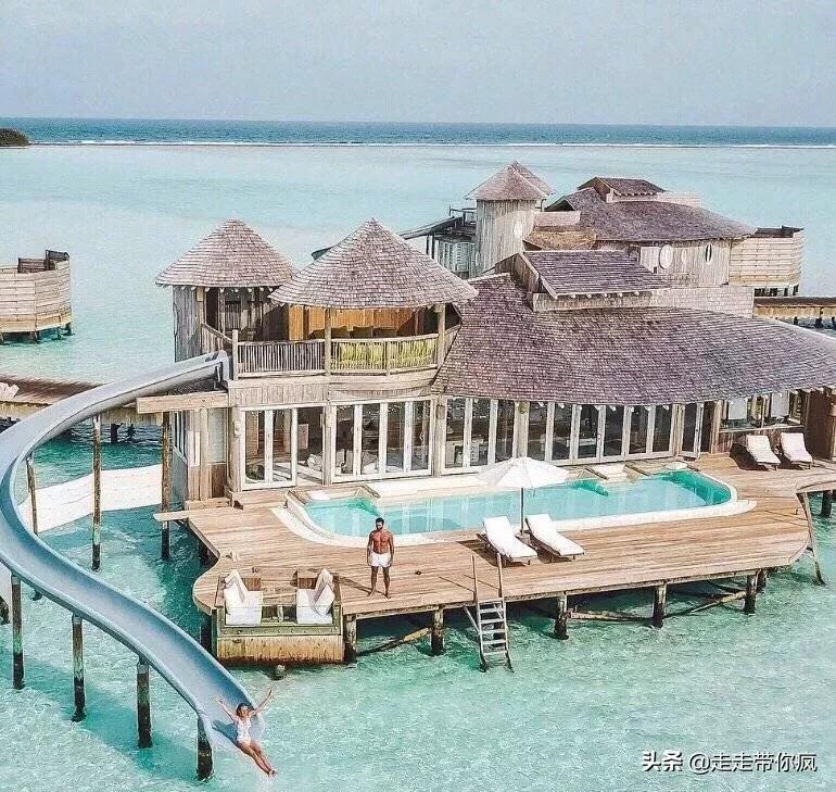 世界十大最美旅游地,最想去的旅游地方英文