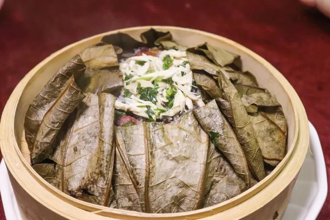 铜盘焗鸡的正宗做法,特色铜盘焗鸡