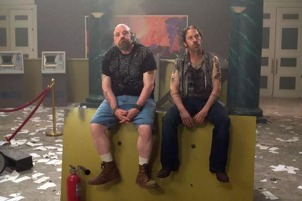 片单|被这7部片连环轰炸，看完我终于丢了智商