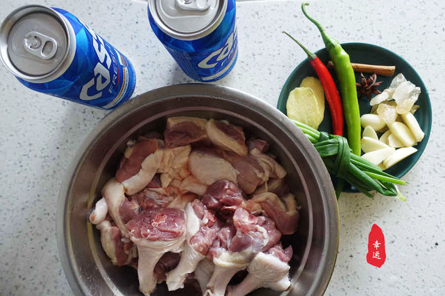 酥脆鸭块,鸭皮酥脆鸭肉鲜嫩