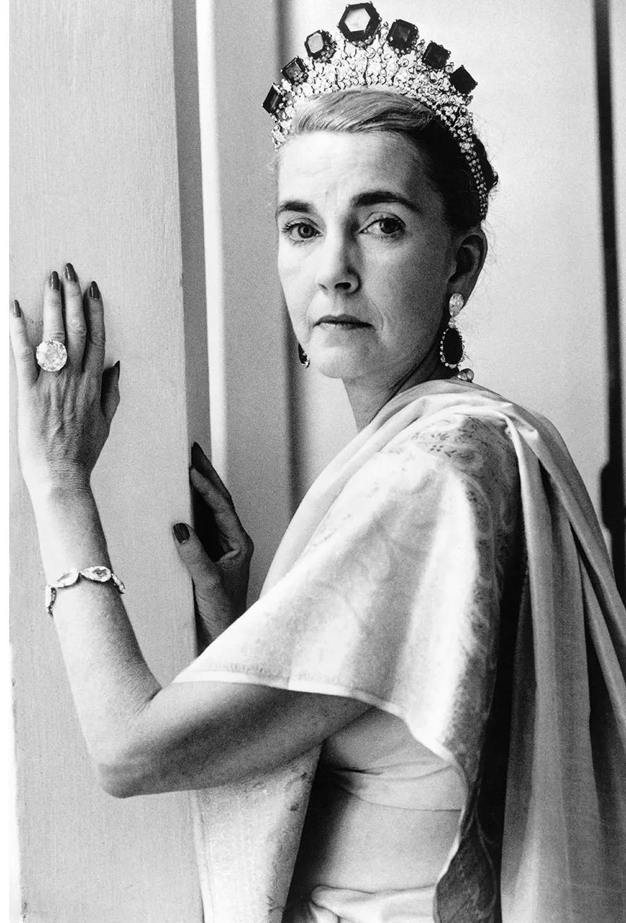 身家上亿的她，做了一辈子“公主梦”，最后人财两空