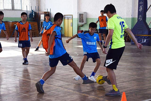 五人制足球准备活动,青少年五人制足球战术训练