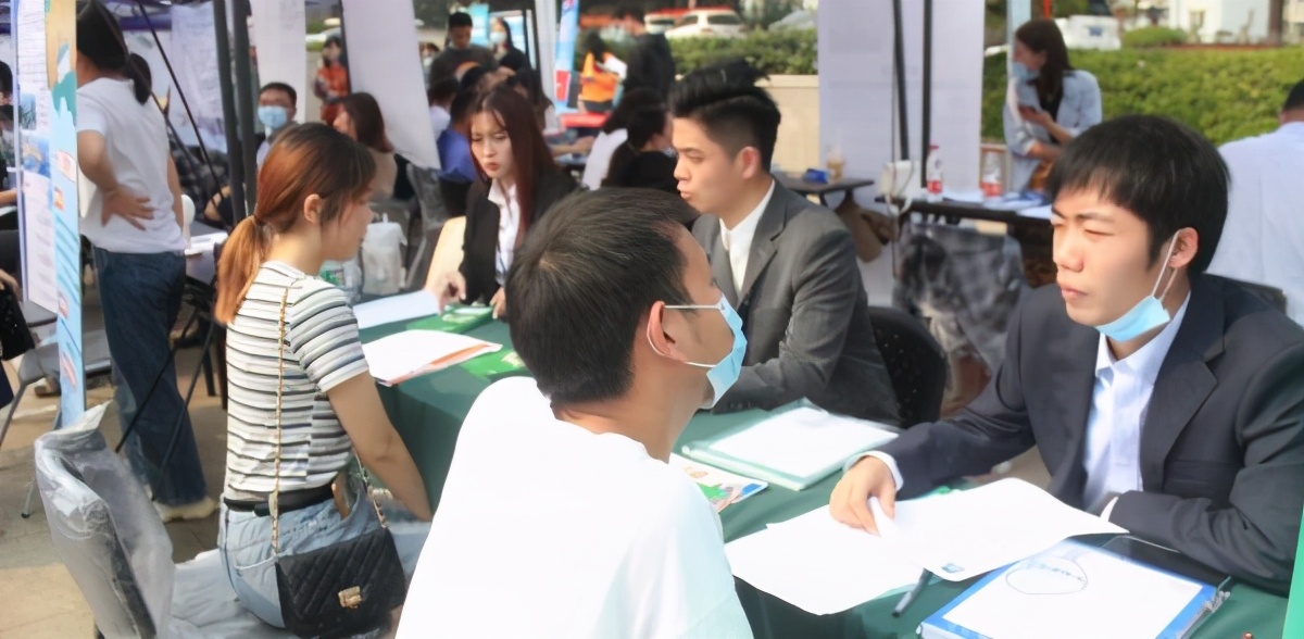 武汉面向23届高校毕业生招聘会,武汉高校毕业生招聘