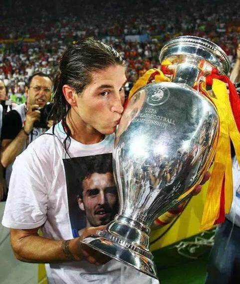 十大猝死的足球球员,足球运动员猝死事件