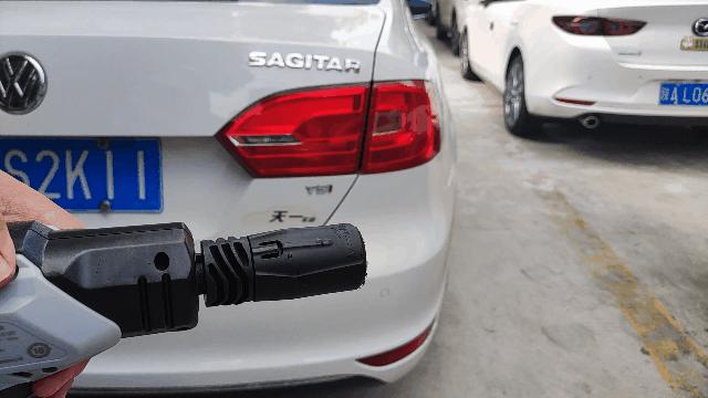 洗车水枪家用体验,绿田锂电高压水枪洗车神器评测