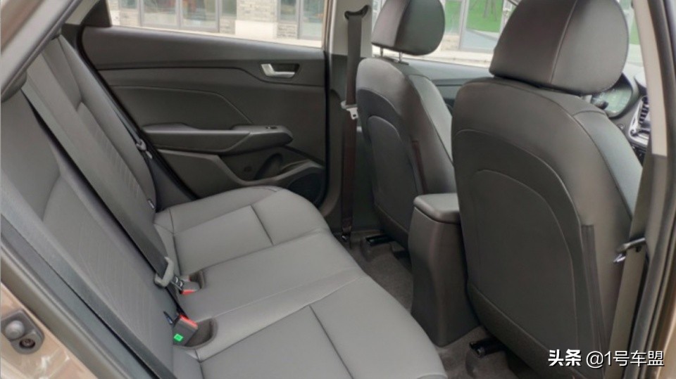 2020款现代悦纳手动炫酷版测评,现代悦纳试驾