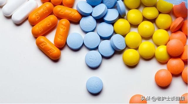 肾结石护士讲解视频,肾结石疼痛难忍简单一招轻松解决