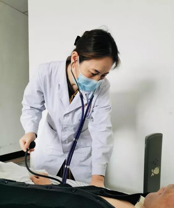 「阜新卫生健康」《中蒙医药名专家谱》邢丽：暖医仁心福泽众生