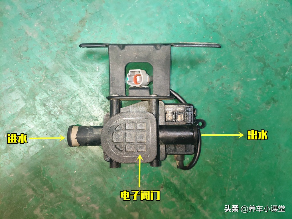 空调正常高低压管都冷怎么回事,冬天空调不热高低压管发烫咋回事