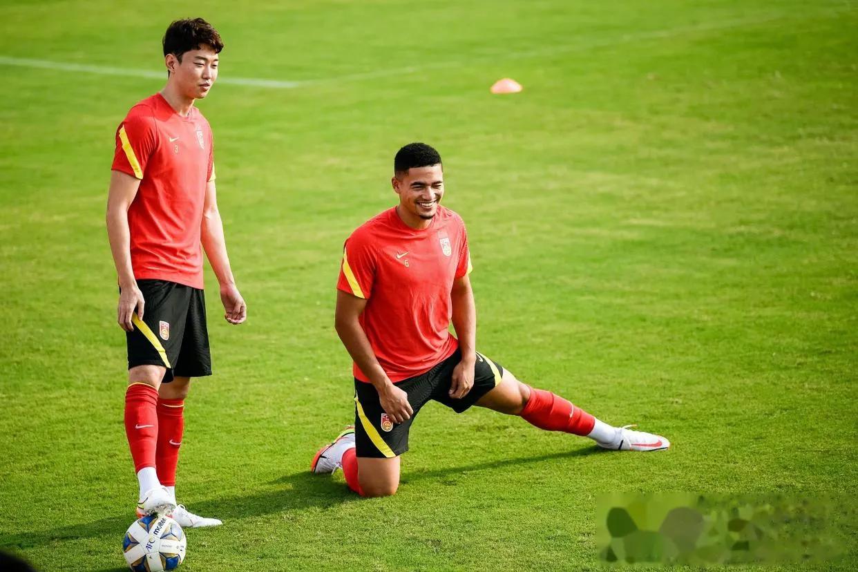 国足备战越南队的最新情况,国足将迎战越南队大名单