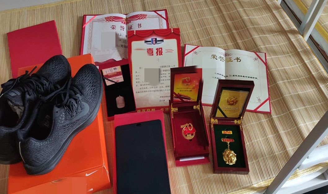 一个士官的阅兵村的故事，辛苦常人难理解