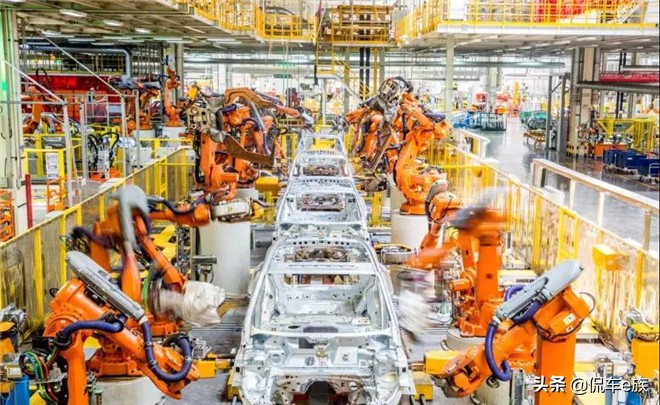 揽胜极光2.0t智耀版车主评价,揽胜极光口碑怎么样车主真实感受