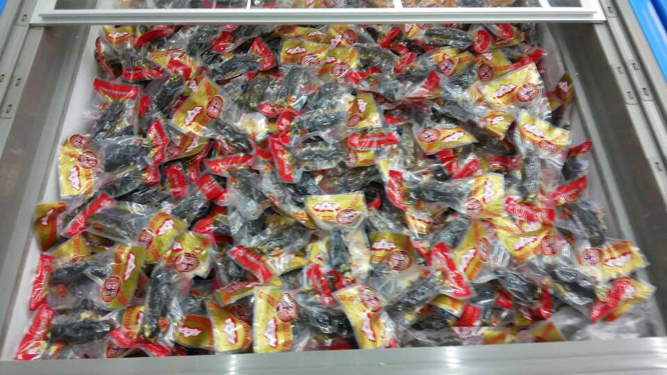 为什么网上卖的海参比较便宜,为什么网上白海参要比黑海参便宜