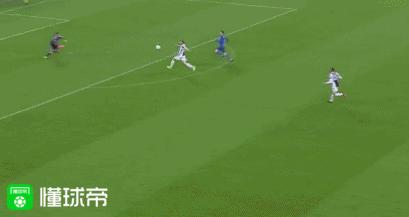 经典足球跑位比赛视频,无球跑位的7个基本动作