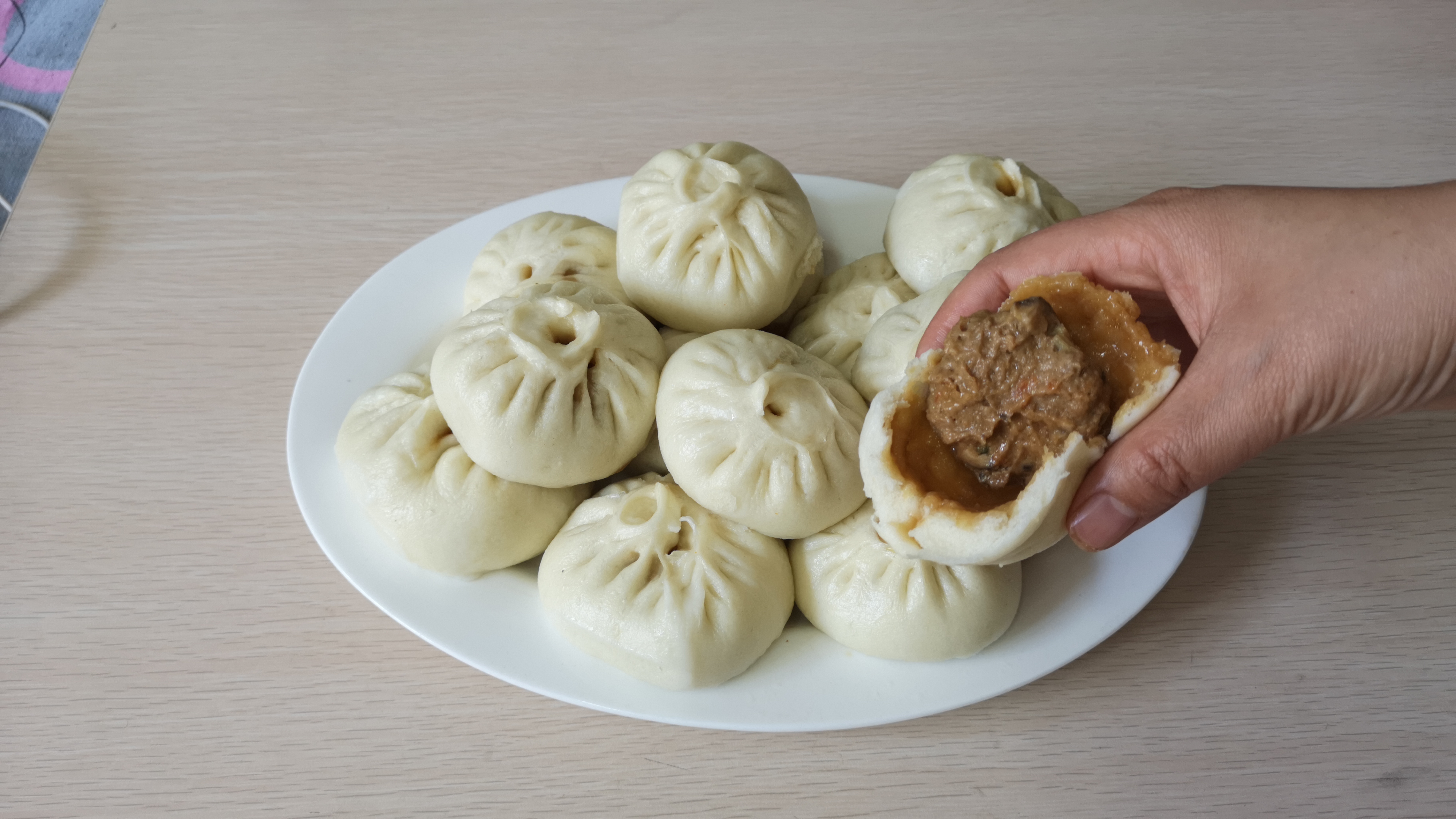 蒸包子的配方比例,蒸包子和面的技巧和配方视频