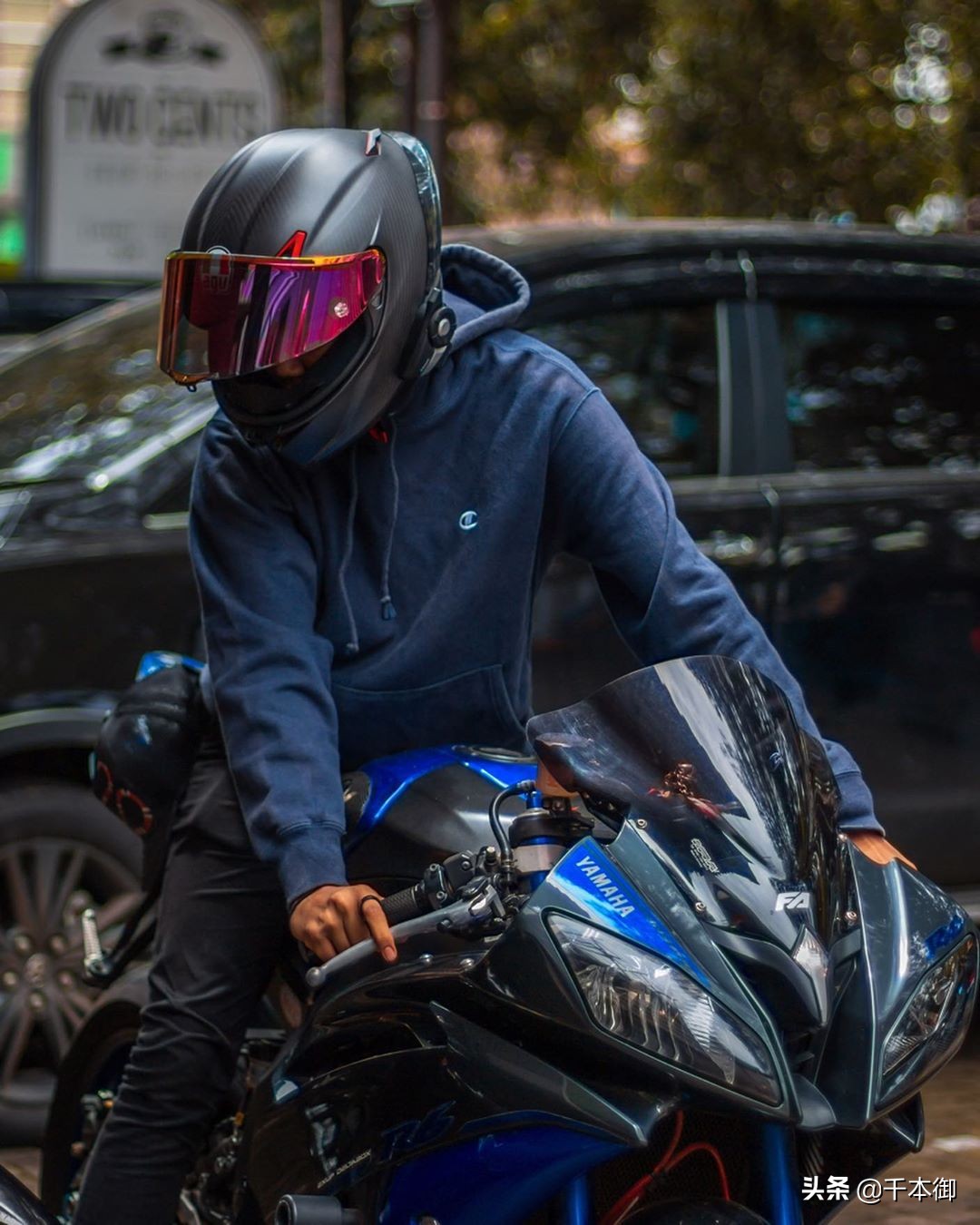 agv头盔pista冰蓝推荐,agv头盔pista彩虹一号