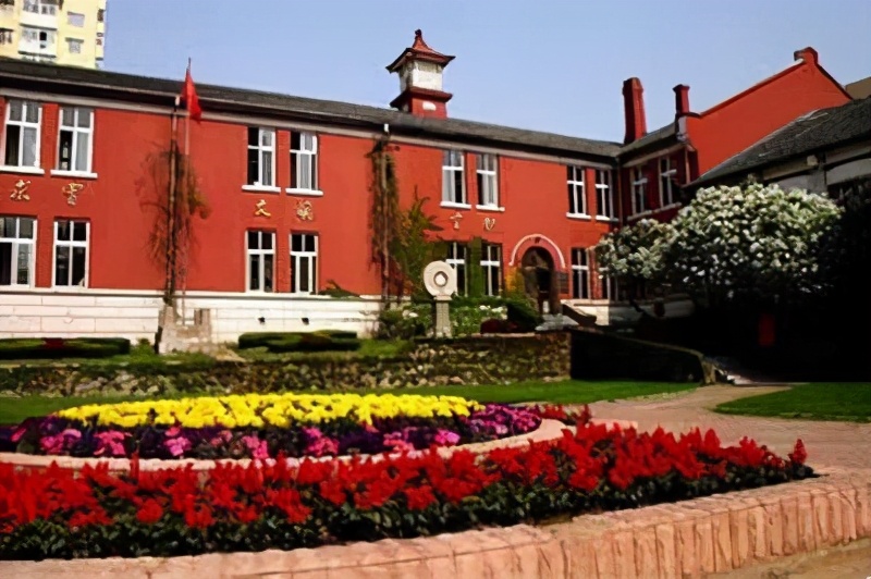 大连高中哪家好点,大连英领国际高中