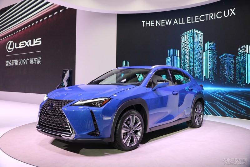 奥迪新a4l2023款,奥迪a3和小鹏p7哪个好