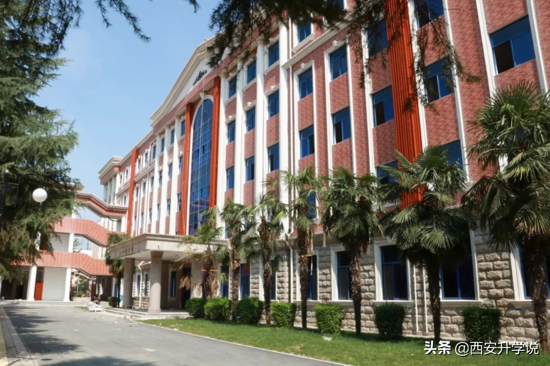 北大新世纪学校怎么样,北大新世纪教室怎么样